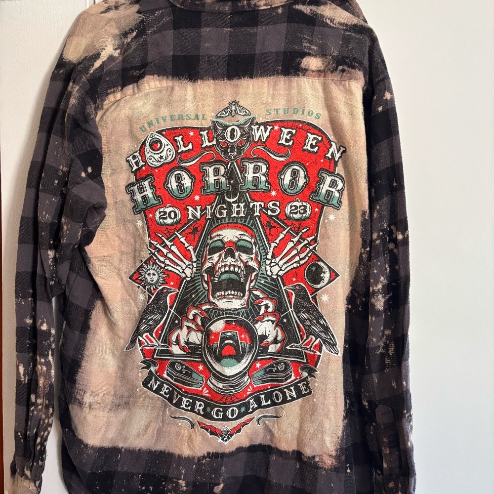 Universal Studios, Halloween Horror Nights 2023 Flannel Shirt